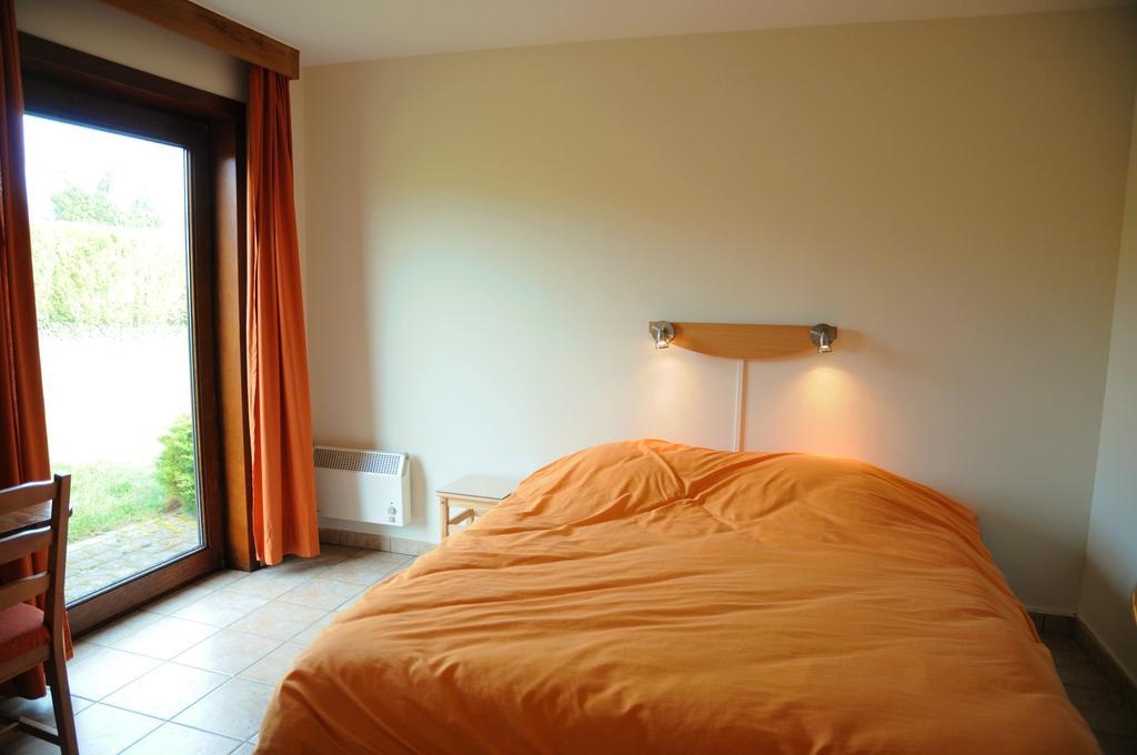 Villa Rotonde Somme-Leuze Zimmer foto